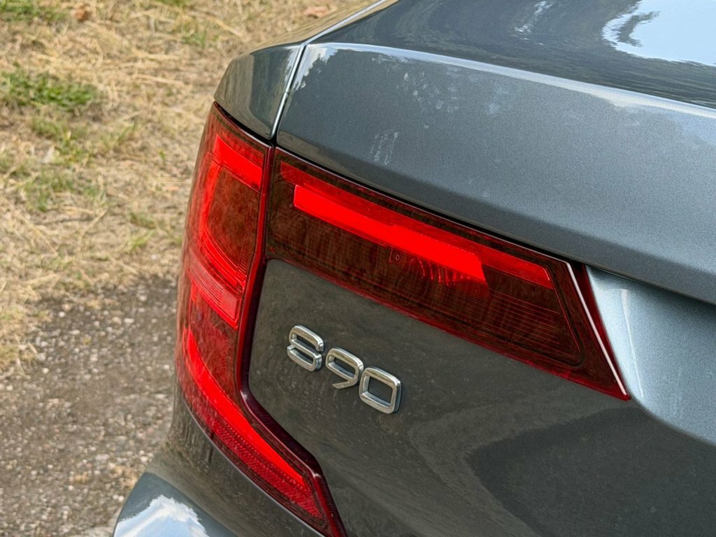 Volvo S90 D4 Momentum Heated Seats Adaptive Cruise Sat Nav F Black #15