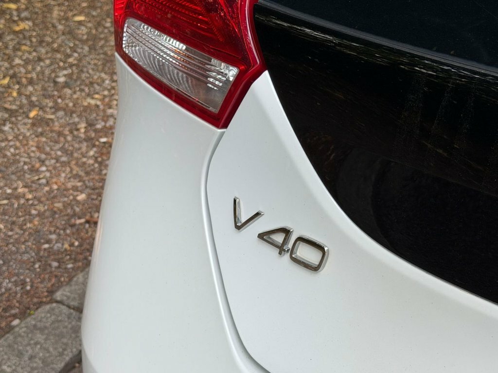 Volvo V40 2.0 D3 Inscription Edition Euro 6 Ss Black #11