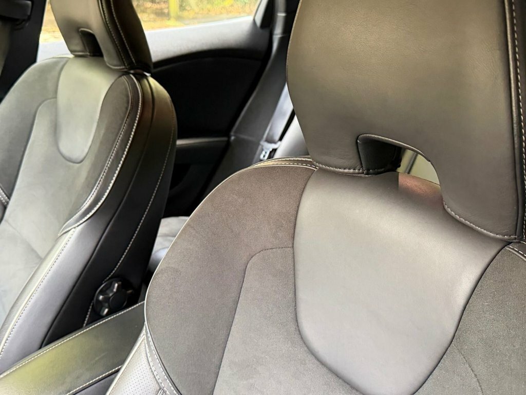 Volvo V40 2.0 D3 Inscription Edition Euro 6 Ss Black #13