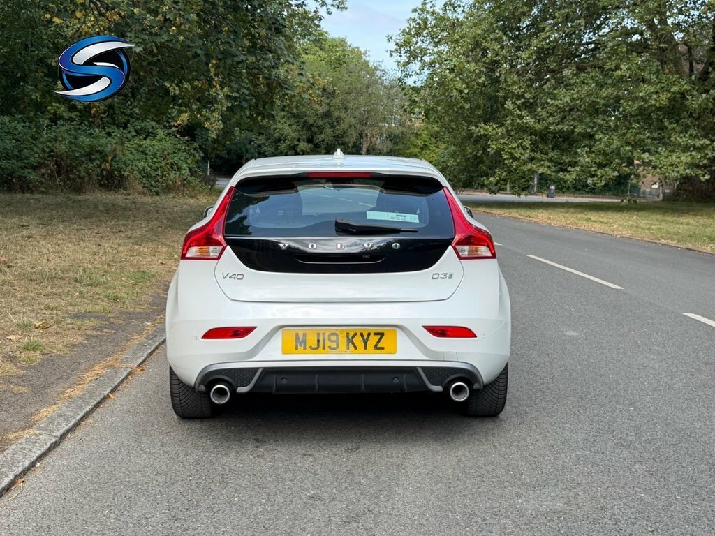 Volvo V40 2.0 D3 Inscription Edition Euro 6 Ss Black #8