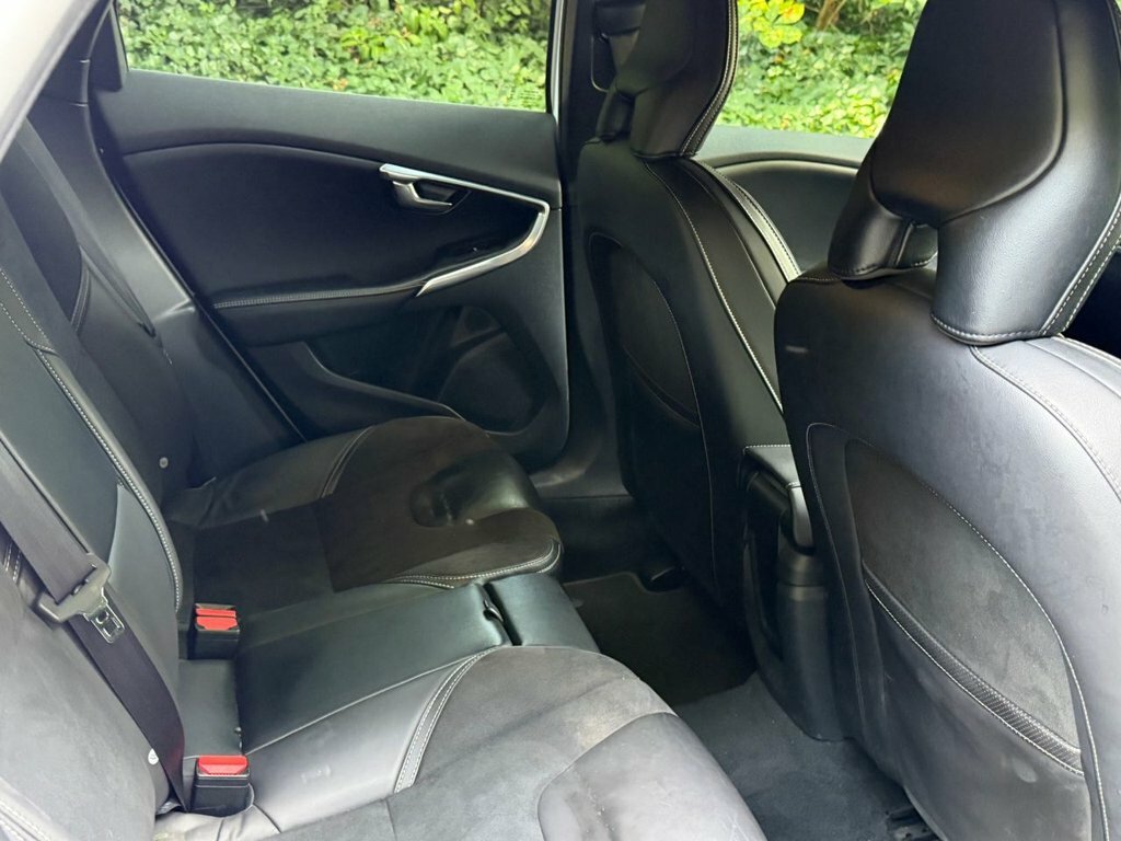 Volvo V40 2.0 D3 Inscription Edition Euro 6 Ss Black #14