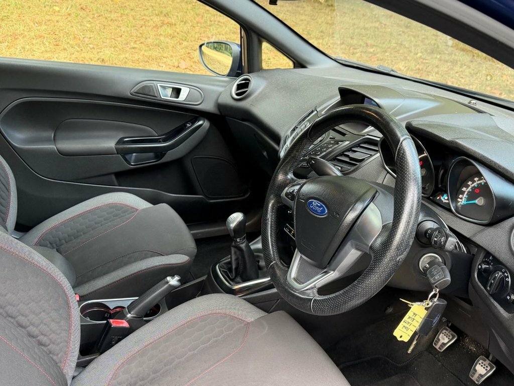 Ford Fiesta 1L St-line Blue #2
