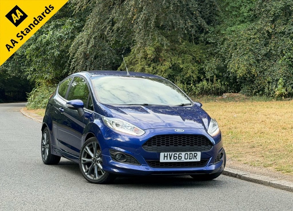 Ford Fiesta 1L St-line Blue
