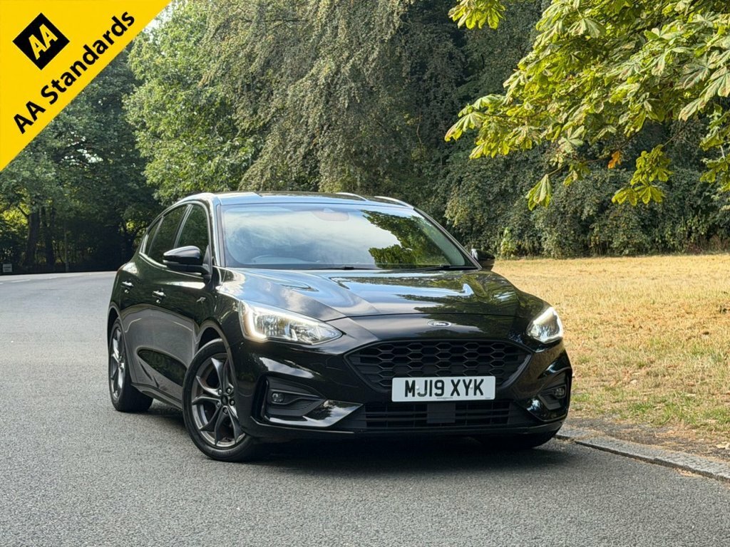 Ford Focus 1L St-line Black