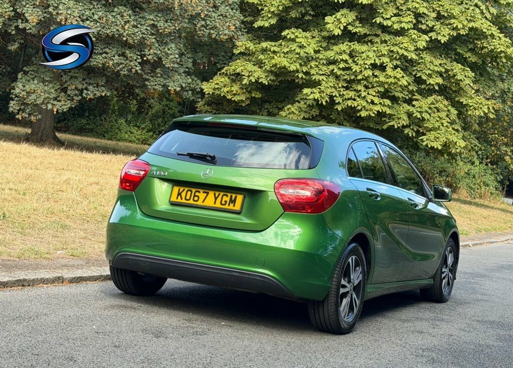 Mercedes-Benz A Class 1.6L Se Green #5