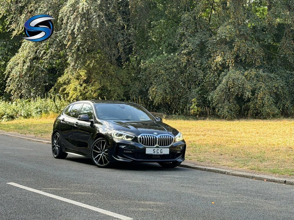 BMW 1 Series 1.5L M Sport Black #4
