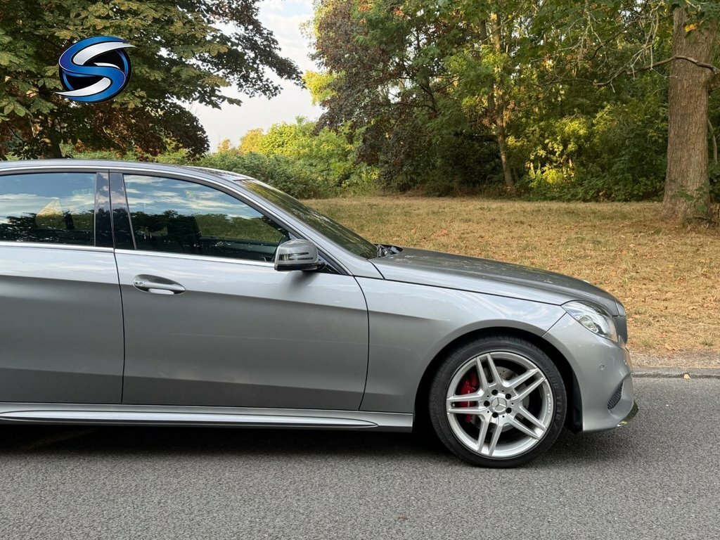 Mercedes-Benz E Class Estate 3.0 E350 V6 Bluetec Amg Sport G-tronic Eur White #10