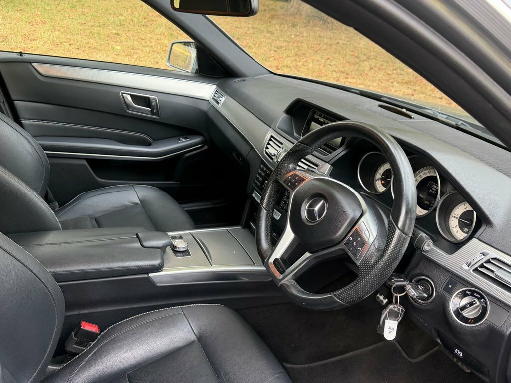 Mercedes-Benz E Class 2.1L Amg Line Silver #2