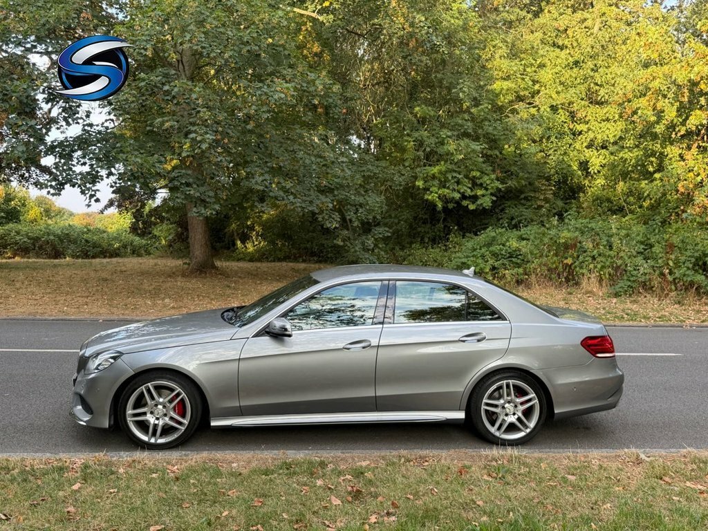 Mercedes-Benz E Class 2.1L Amg Line Silver #4