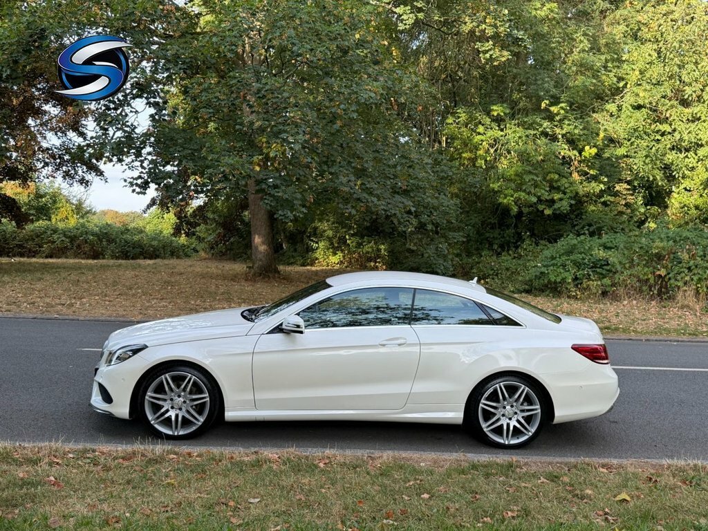 Mercedes-Benz E Class 3L Amg Sport White #4