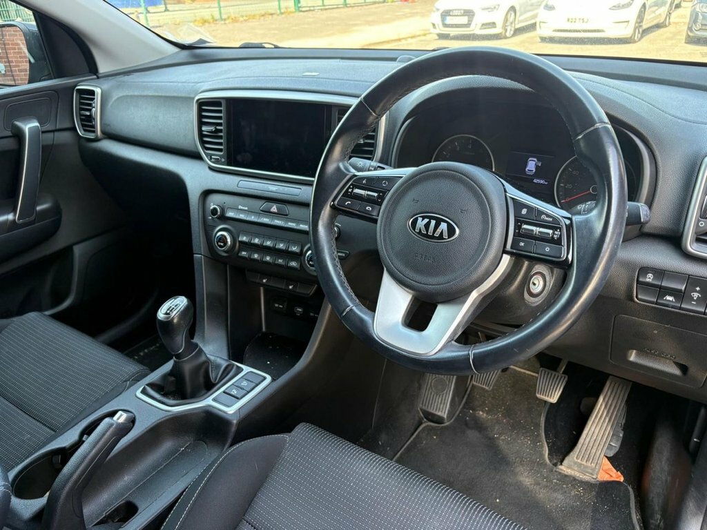 Kia Sportage 1.6L 2 Black #2