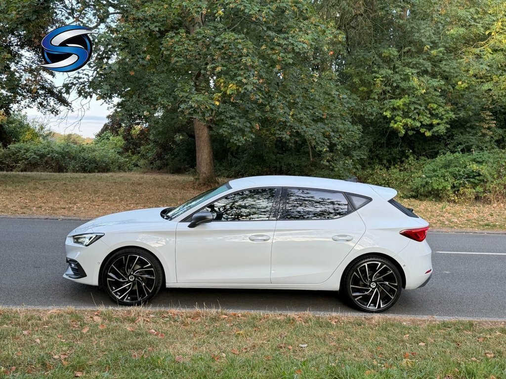 Seat Leon 1.5L Fr White #4