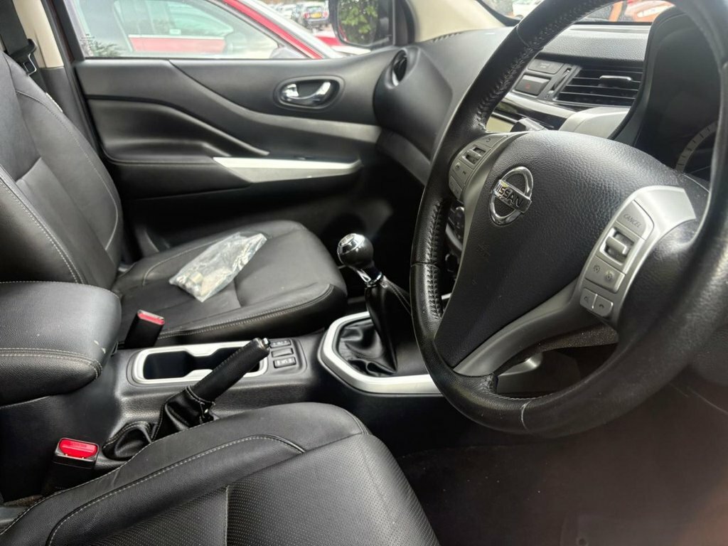 Nissan Navara 2.3L Tekna Brown #2