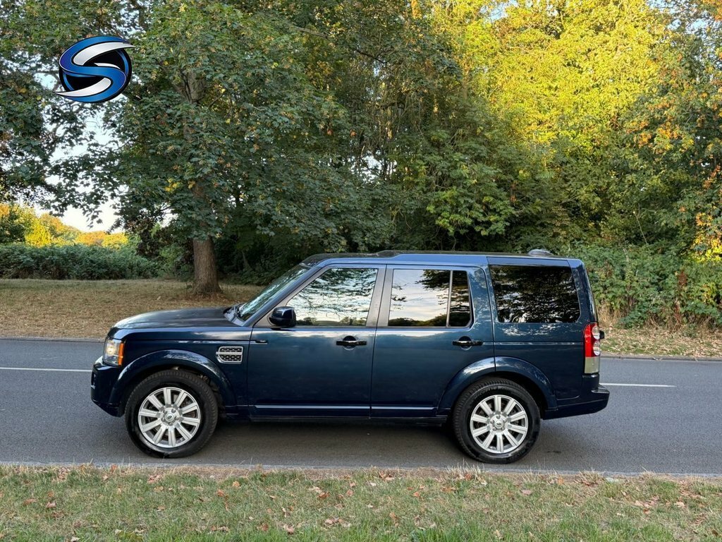 Land Rover Discovery 4 Estate Blue #5