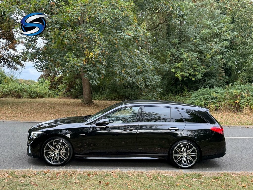 Mercedes-Benz C Class 2L Amg Night Edition Black #5