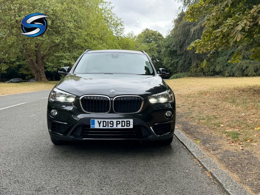 BMW X1 2L Sport Black #6