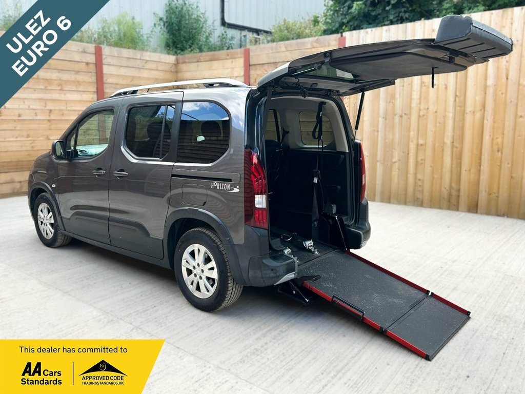Peugeot Rifter 1.5L Allure Grey