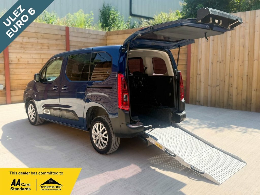 Citroen Berlingo 1.5L Feel Blue