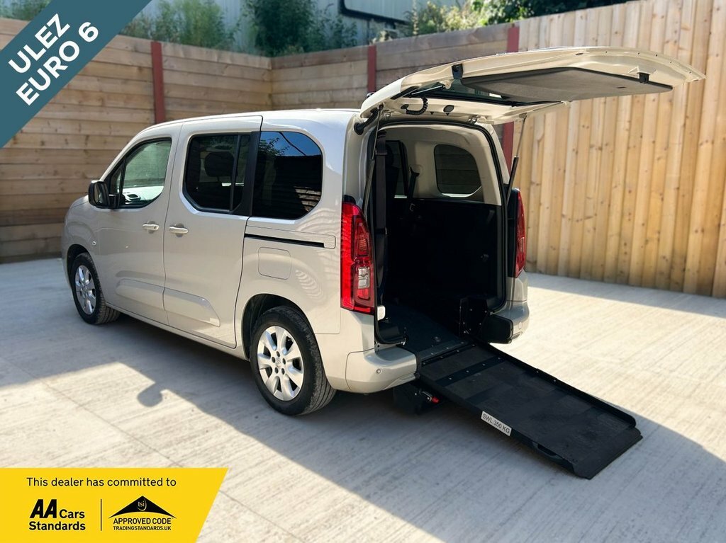 Vauxhall Combo Life 1.2L Se Grey