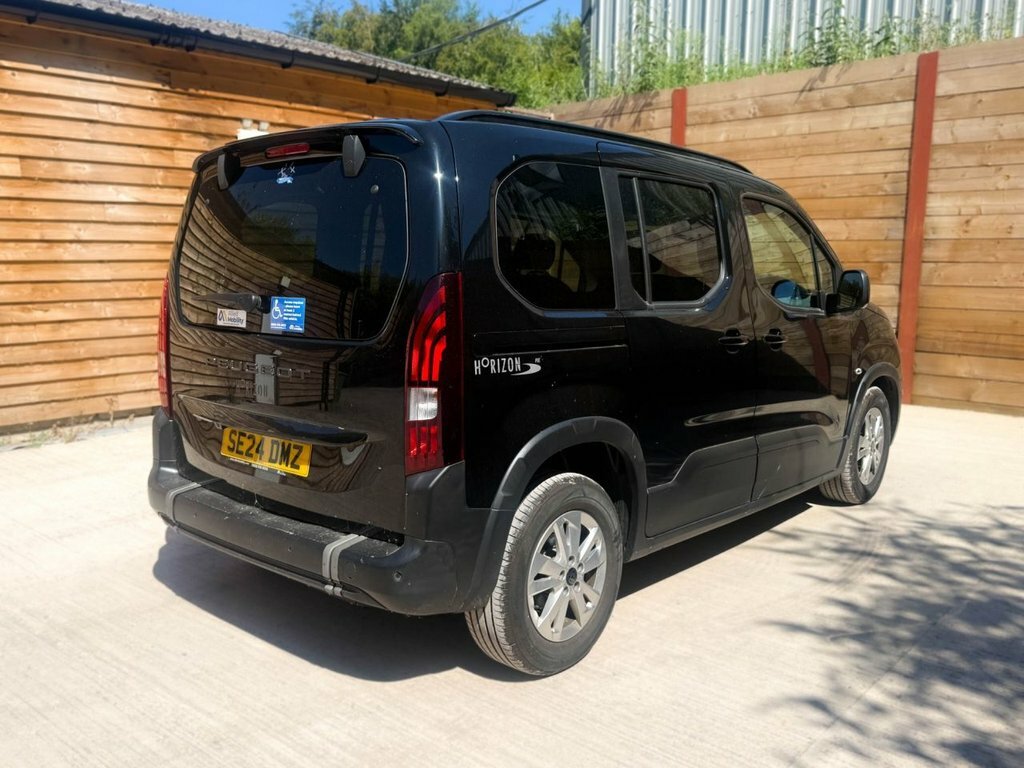 Peugeot Rifter 1.5L Allure Black #6