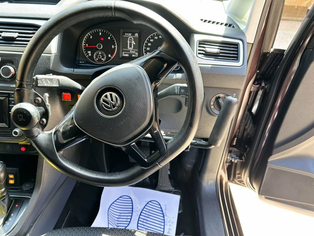 Volkswagen Caddy Life 2.0 Tdi Dsg Blue #24