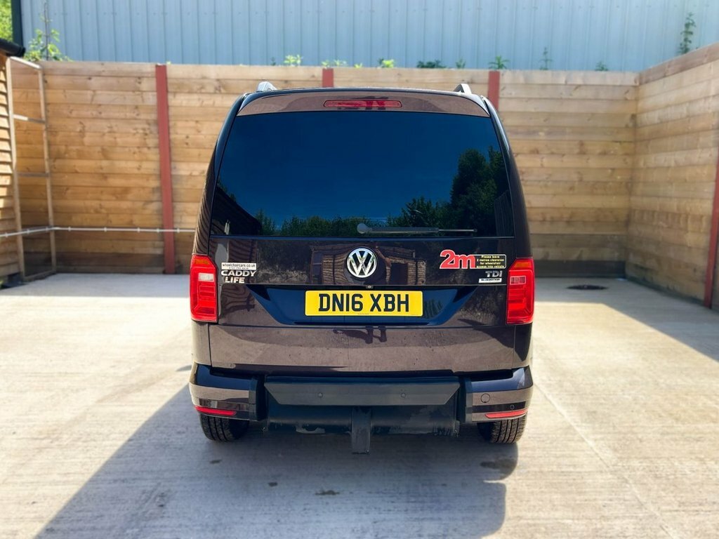 Volkswagen Caddy Life 2.0 Tdi Dsg Blue #12