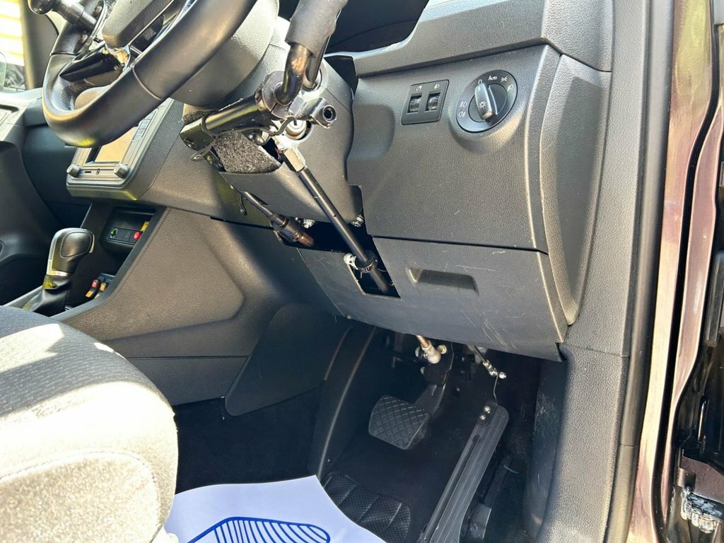 Volkswagen Caddy Life 2.0 Tdi Dsg Blue #23