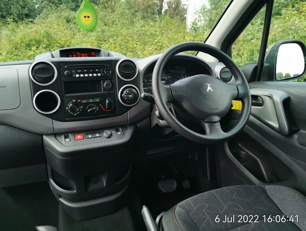 Peugeot Partner Tepee 1.6 Blue Hdi Tepee Grey #22
