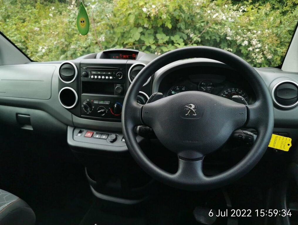 Peugeot Partner Tepee 1.6 Blue Hdi Tepee Grey #14
