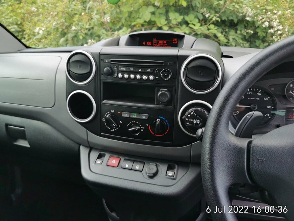 Peugeot Partner Tepee 1.6 Blue Hdi Tepee Grey #15