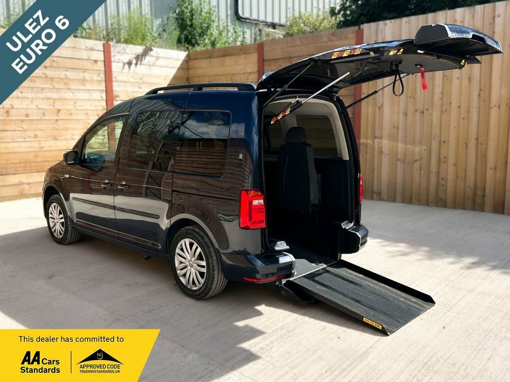Volkswagen Caddy Life Mpv Blue
