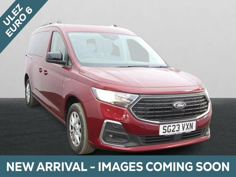 Ford Grand Tourneo Connect 2L Titanium Red