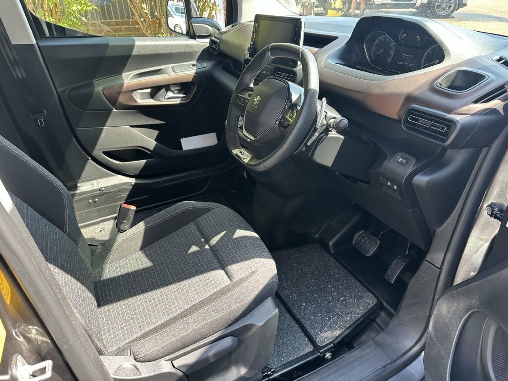 Peugeot Rifter 1.5L Gt Grey #3