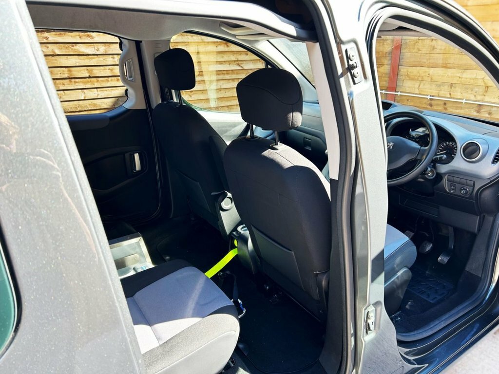 Peugeot Partner Tepee Tepee 1.6 Hdi 92 Outdoor Wav Wheelchair Access Brown #17