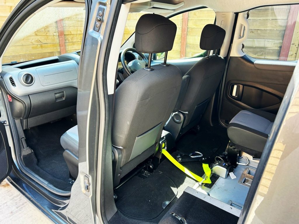 Peugeot Partner Tepee Tepee 1.6 Hdi 92 Outdoor Wav Wheelchair Access Brown #22