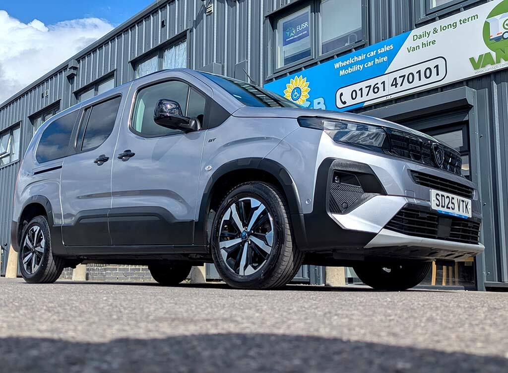 Peugeot Rifter 1.5 Bluehdi 130 Allure Lwb Wav  #2