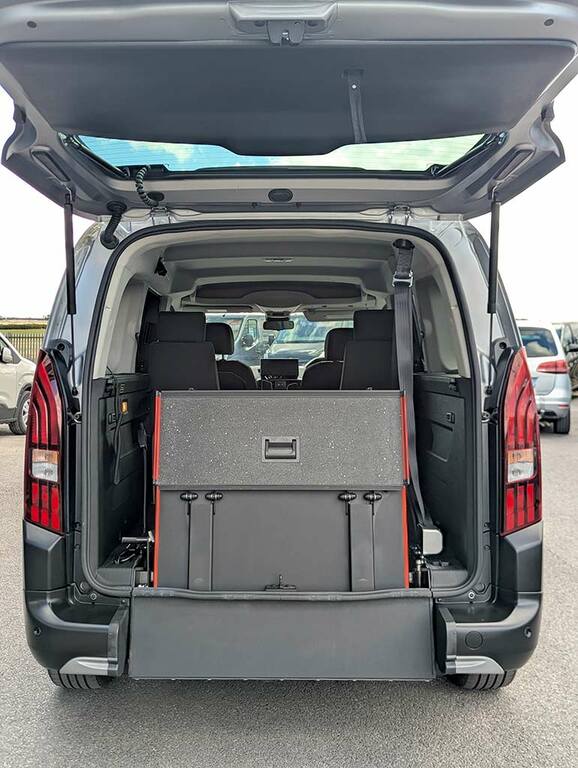 Peugeot Rifter 1.5 Bluehdi 130 Allure Lwb Wav  #4