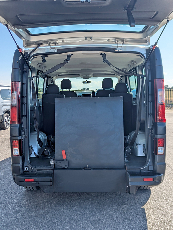 Vauxhall Vivaro 2900 1.6Cdti 90Ps H1 Combi Wav #5
