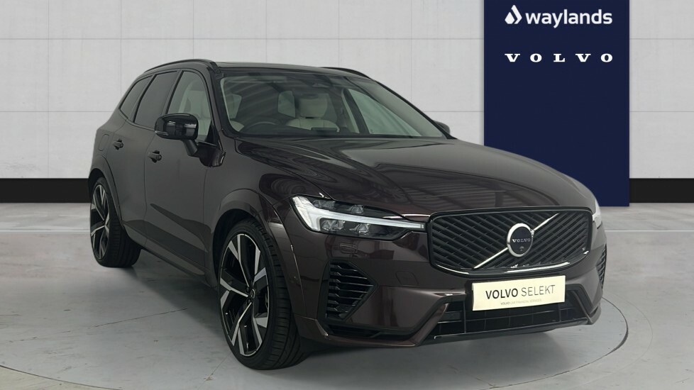 Volvo XC60 Ultra, T8 Awd Plug-in Hybrid, Dar Red