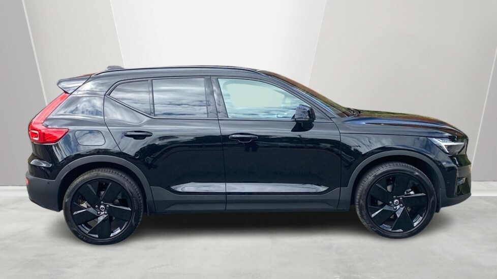 Volvo XC40 Black Edition Ultra, B3 Mild Hybrid, RV26PXN Black #3