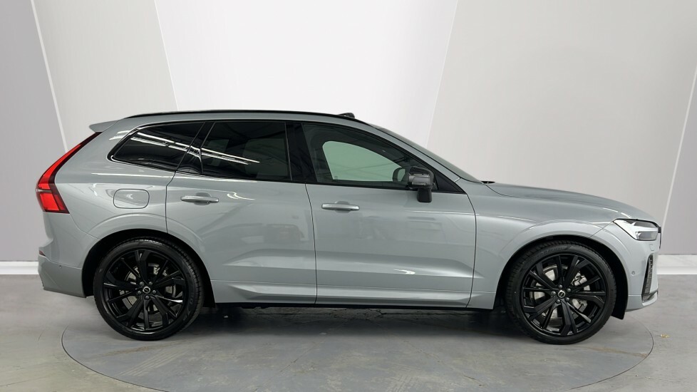 Volvo XC60 Black Edition Ultra, B5 Awd Mild Hybrid, WV26VZJ Grey #3