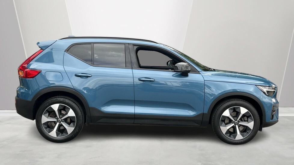 Volvo XC40 Ultimate, B4 Mild Hybrid, Dark RJ73YJL Blue #6