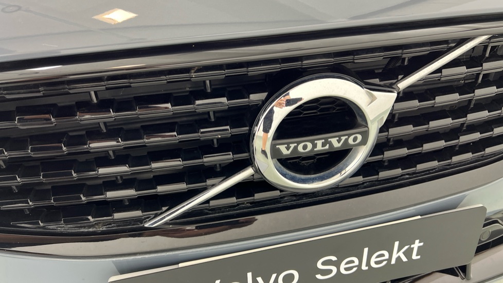 Volvo V60 R-design, B4 Mild Hybrid Black #61