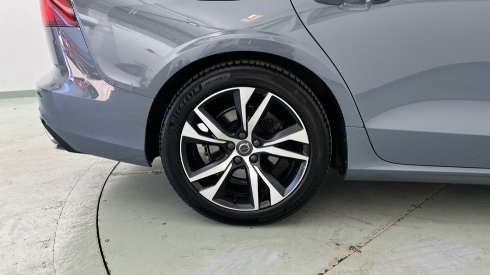 Volvo V60 R-design, B4 Mild Hybrid Black #9
