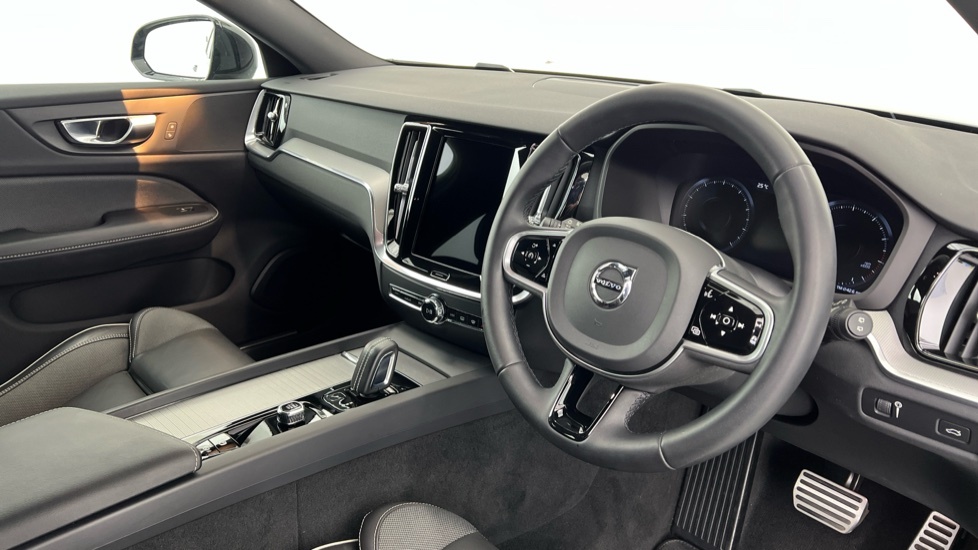 Volvo V60 R-design, B4 Mild Hybrid Grey #4