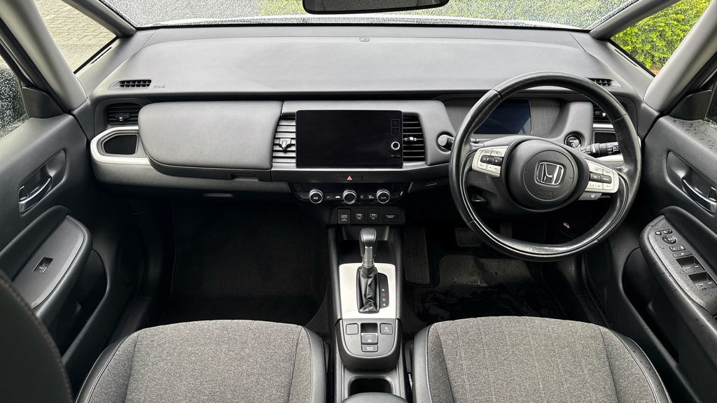 Honda Jazz Honda Jazz 1.5 I-mmd Hybrid Ex Ecvt Hatchback White #4