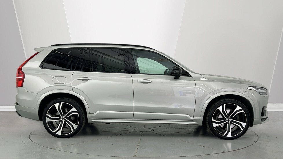 Volvo XC90 R-design, B5 Awd Mild Hybrid, 7 Seats Gold #3