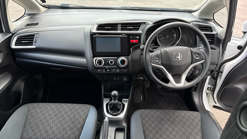 Honda Jazz Honda Jazz Se 1.3 I-vtec White #4