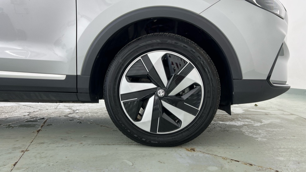 MG ZS 115Kw Trophy Connect Ev Long Range73kwh Silver #5