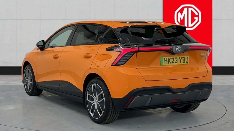 MG MG4 150Kw Trophy Ev Long Range 64Kwh Orange #2